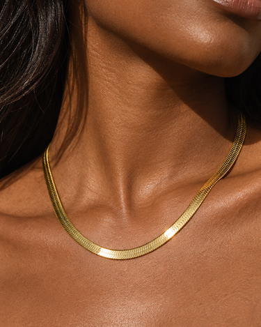 Maelle Bold Herringbone Necklace